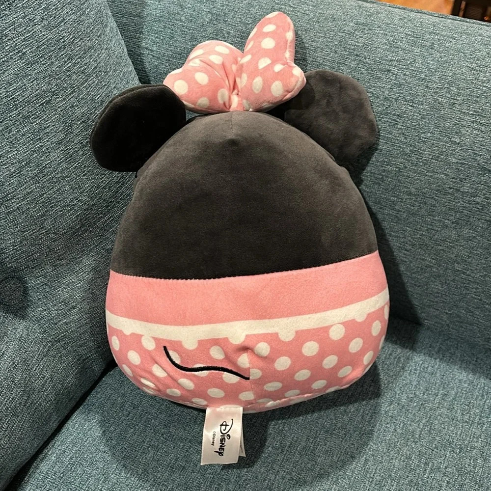 Minnie Mouse Squishmallow - Picture 4 of 4
